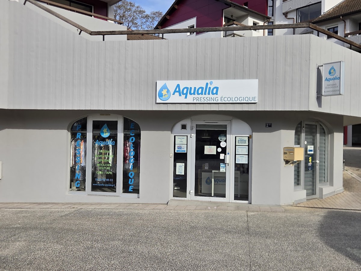 Aqualia Pressing